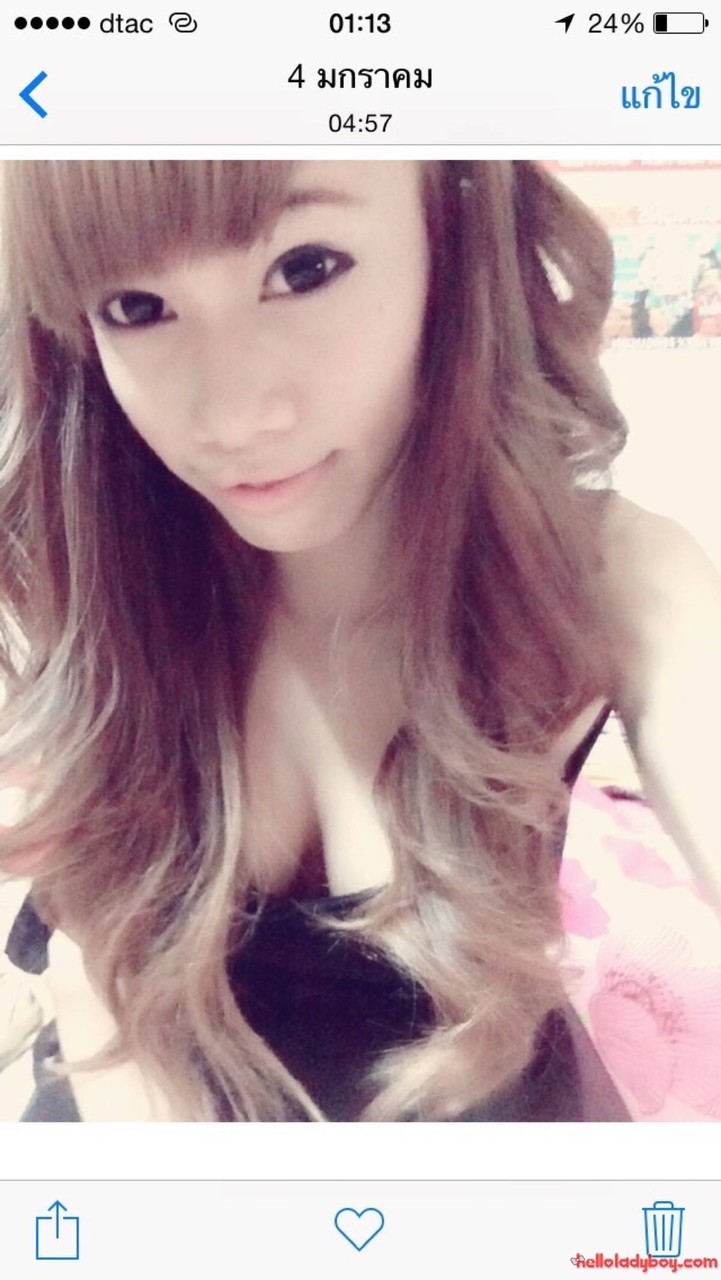 Pretty Asian shemale flashes her sweet tits in a sexy selfie compilation  