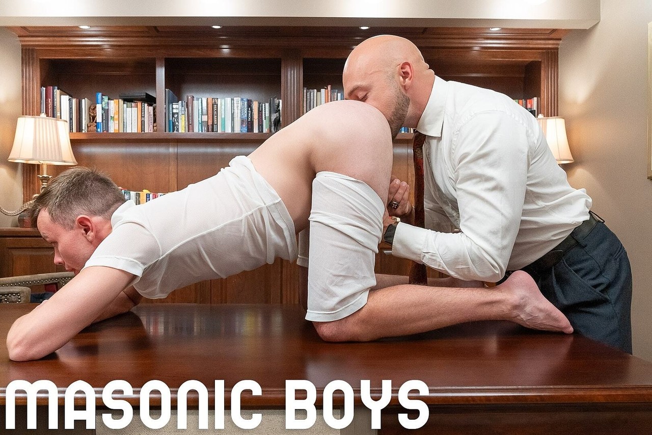 Horny bald DILF Master Snow strips and fucks teen twink Apprentice Land  
