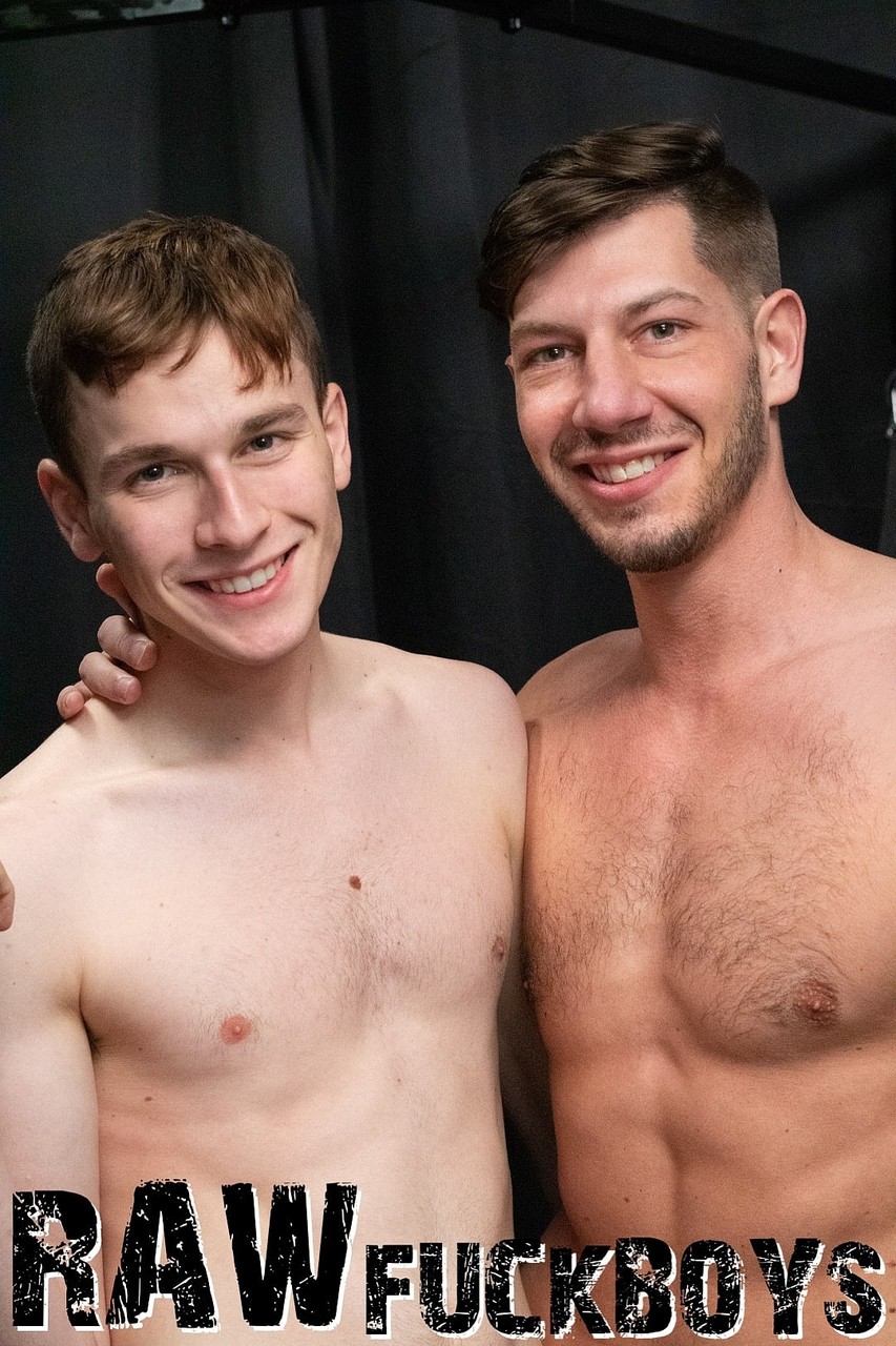 Twink Tyler Tanner gets orally pleased & boned by his gay master Jordan Starr  