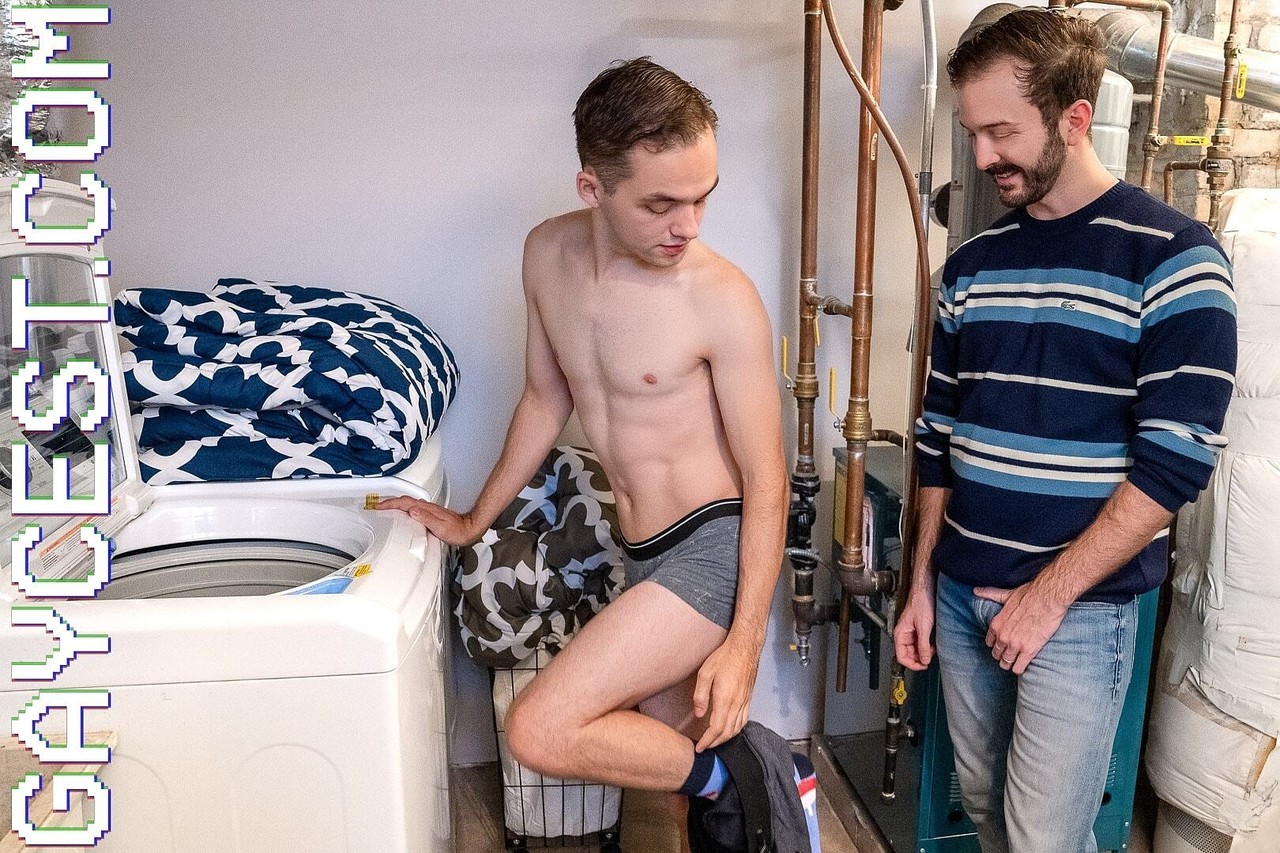 Tiny gay Marcus Barrett gets sucked & fucked by Mr Barrett in the laundry room