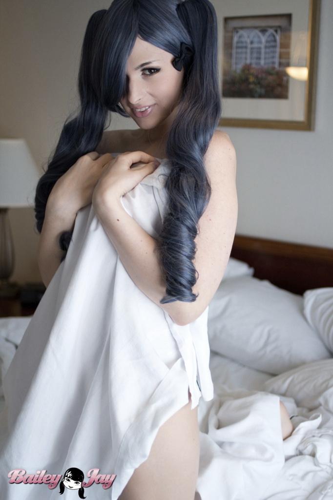 Lovely TS Bailey Jay seducing on the bed  